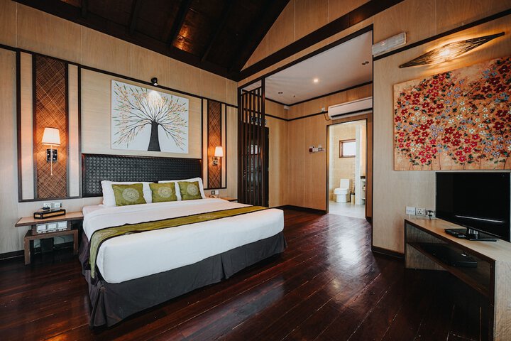 Room 42 of 414