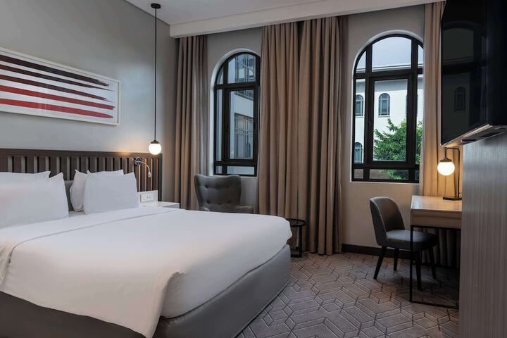 Hotel View 188 of 193