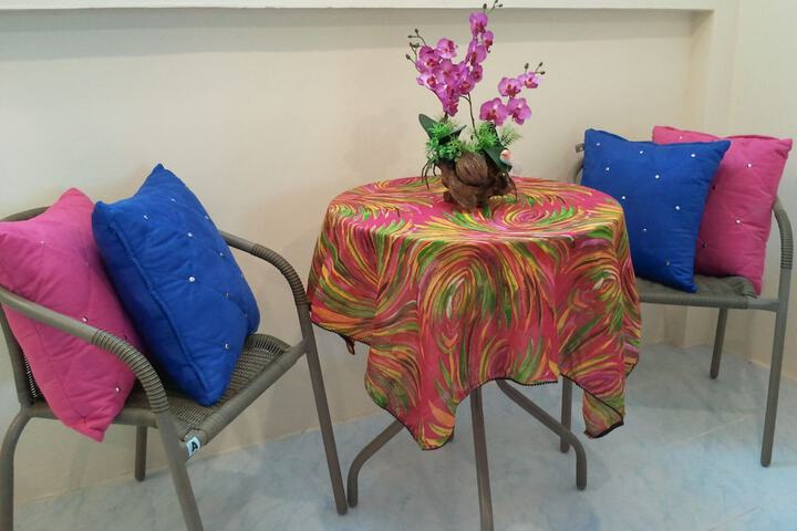 Room 4 of 42