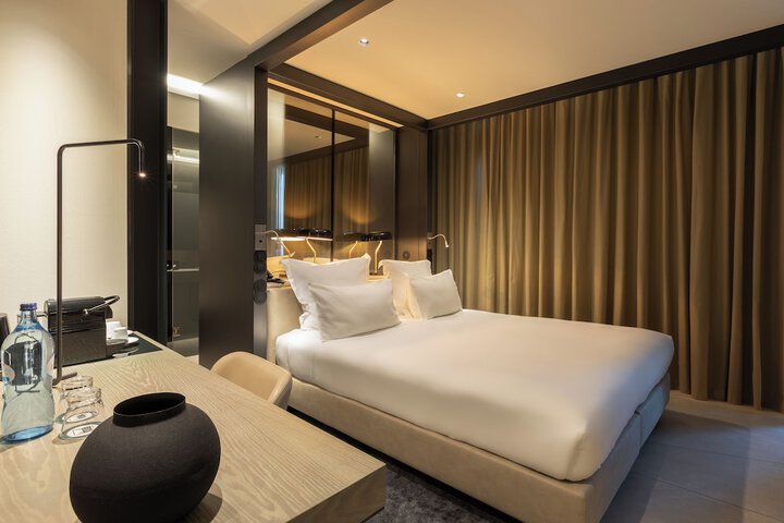 Room 22 of 51