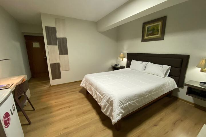Room 15 of 42