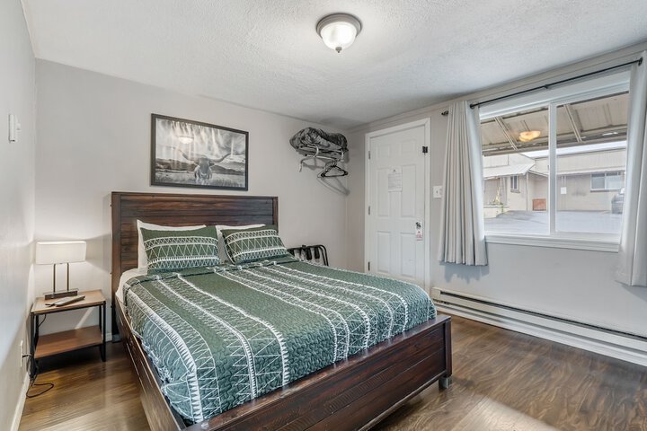 Room 30 of 61