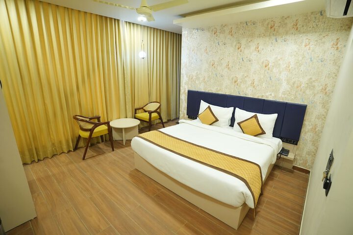 Room 16 of 21