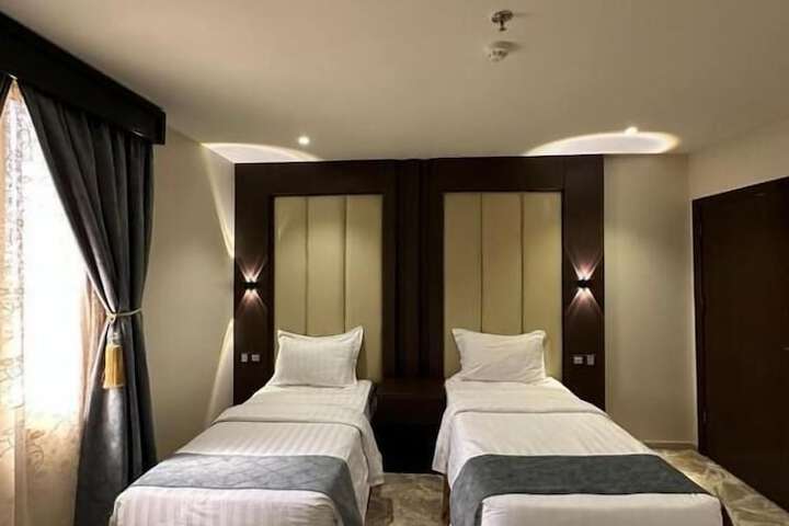 Room 20 of 80