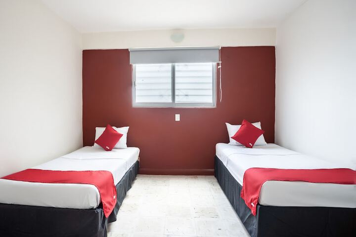 Room 5 of 34