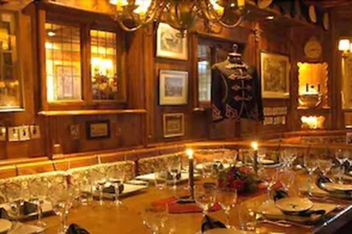 Dining 42 of 52