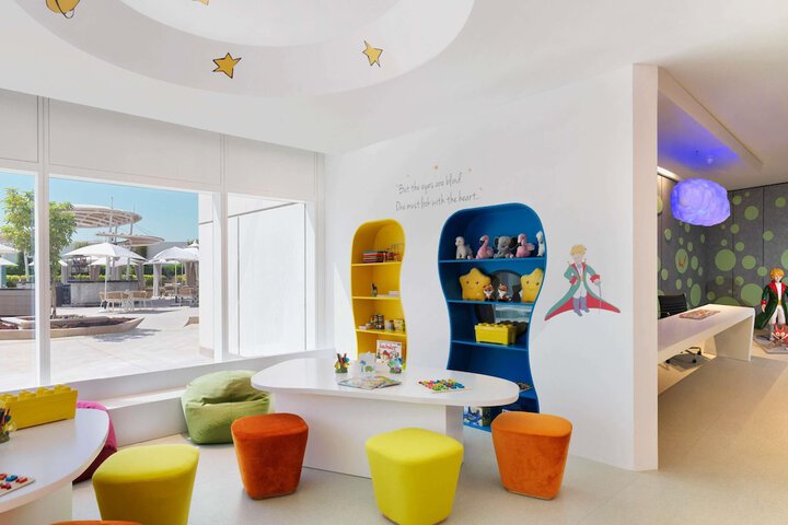 Hotel Interior 198 of 310