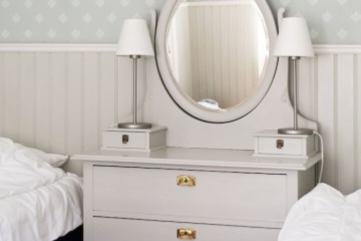 Room 2 of 48