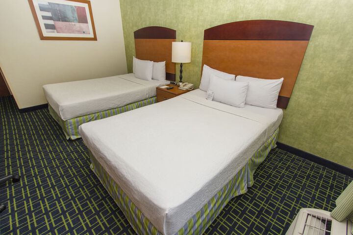 Room 7 of 39