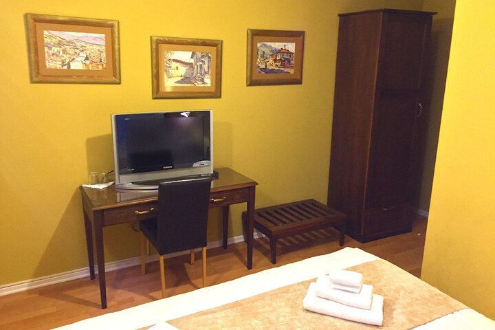 Room 22 of 81