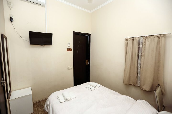 Room 74 of 131