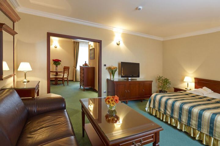 Children's theme room