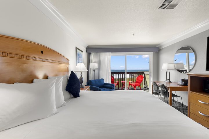 1 King Bed Ocean View (9 of 30)