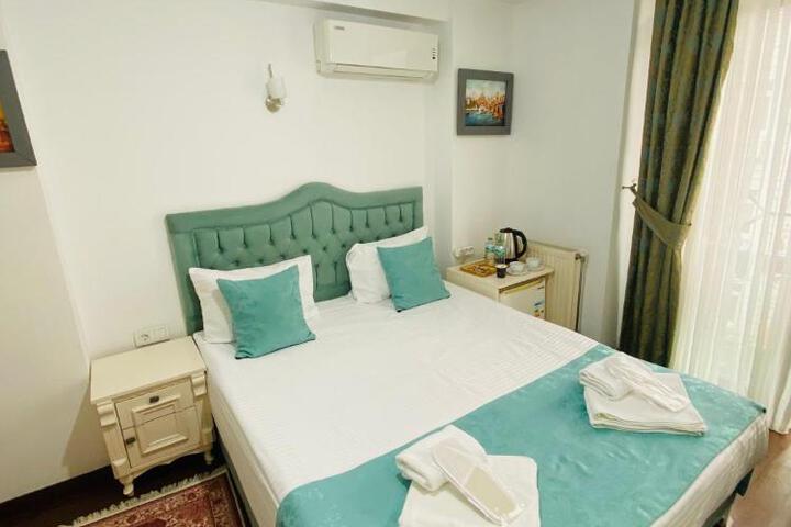 Photo 8