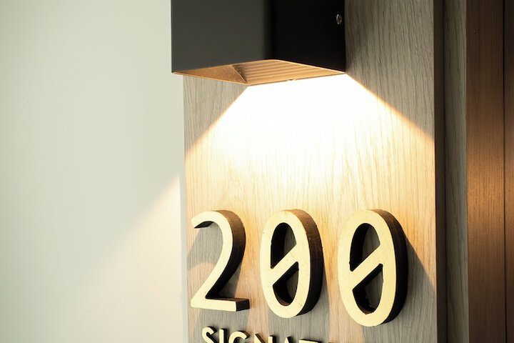 Room 32 of 110