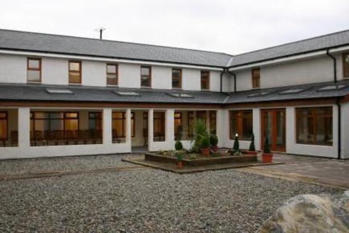 Newgrange Lodge