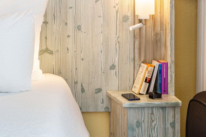 Room 19 of 92