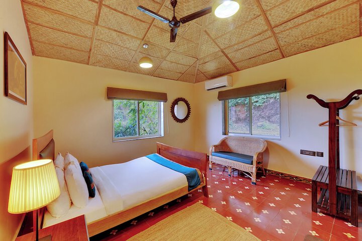 Room 10 of 86