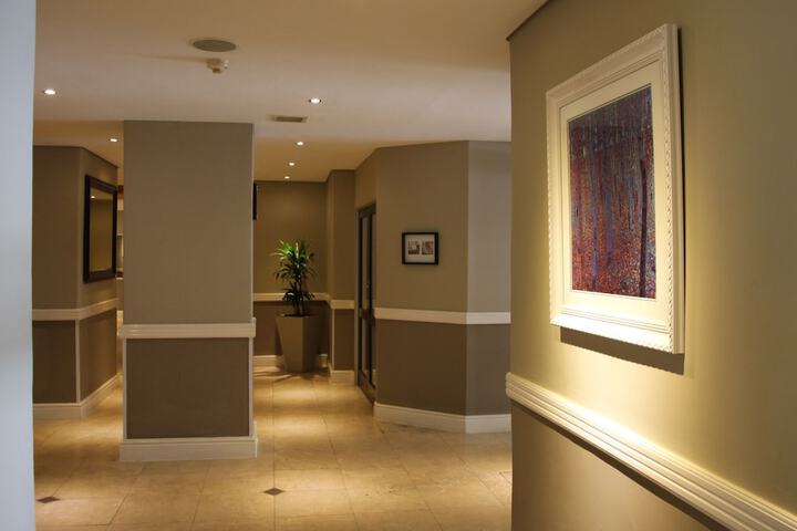 Ballroom/Hall 45 of 52