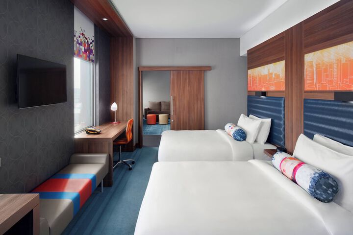 Room 18 of 54