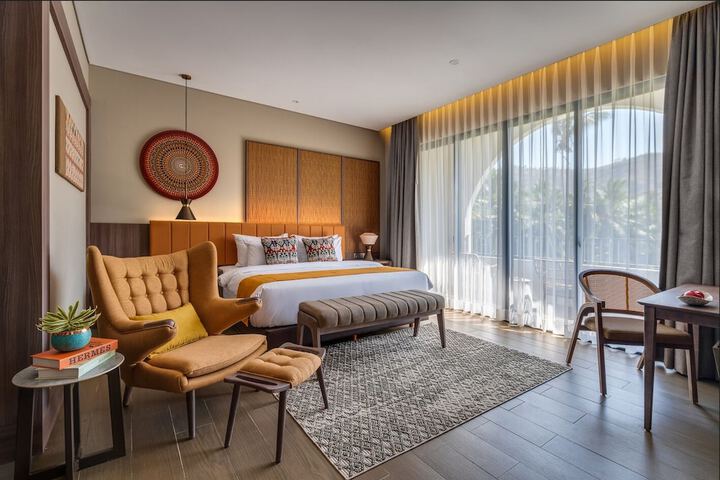Room 44 of 119