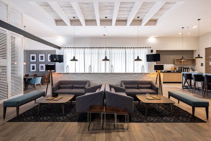 Hotel 80 of 83