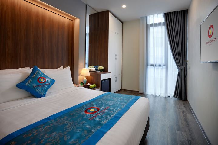 Room 27 of 46