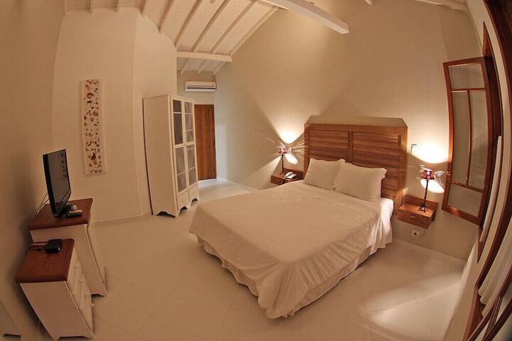 Room 5 of 80