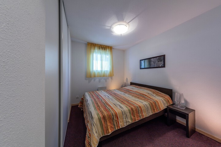 Room 7 of 40