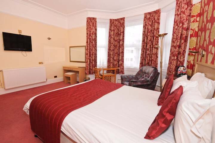 Room 7 of 44