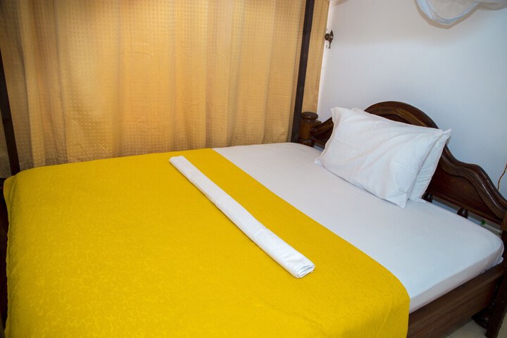 Room 7 of 39