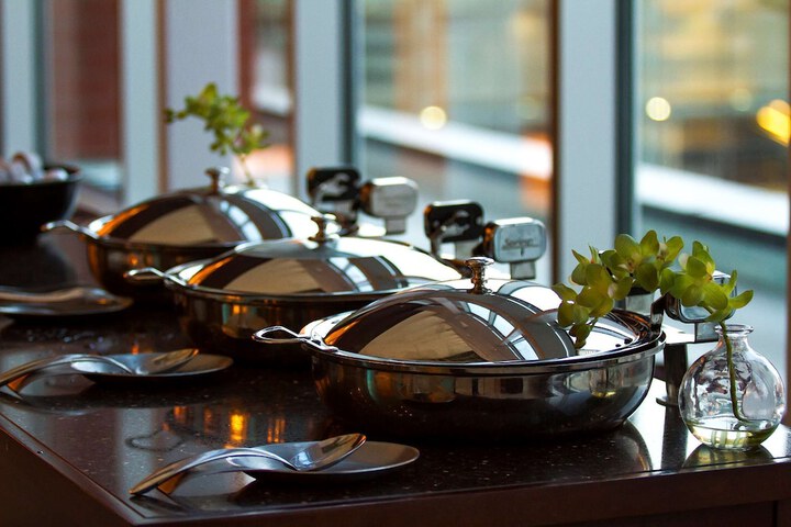 Dining 31 of 69