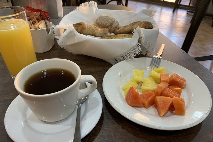 Breakfast/Coffee Service 33 of 56