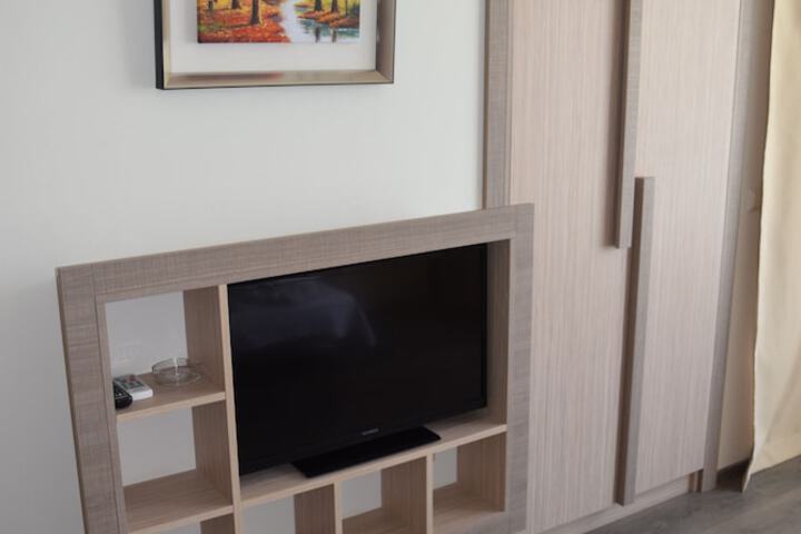 Room 9 of 68