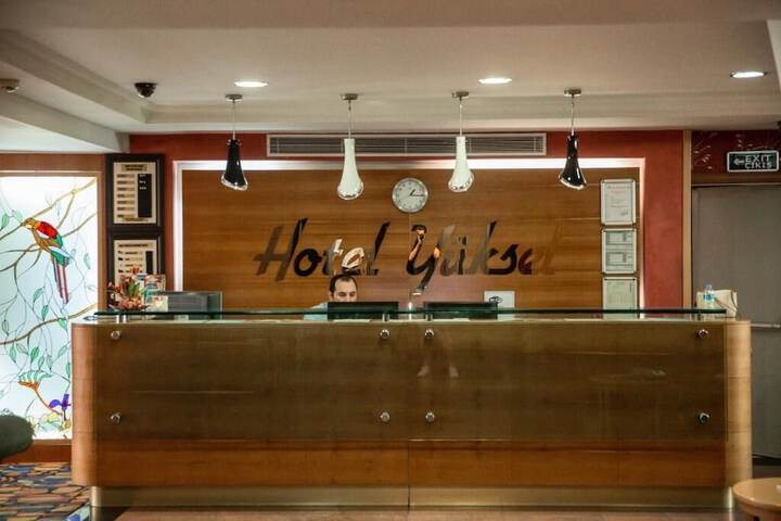 Hotel Lobby
