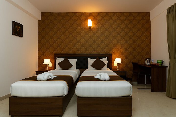 Room 15 of 42