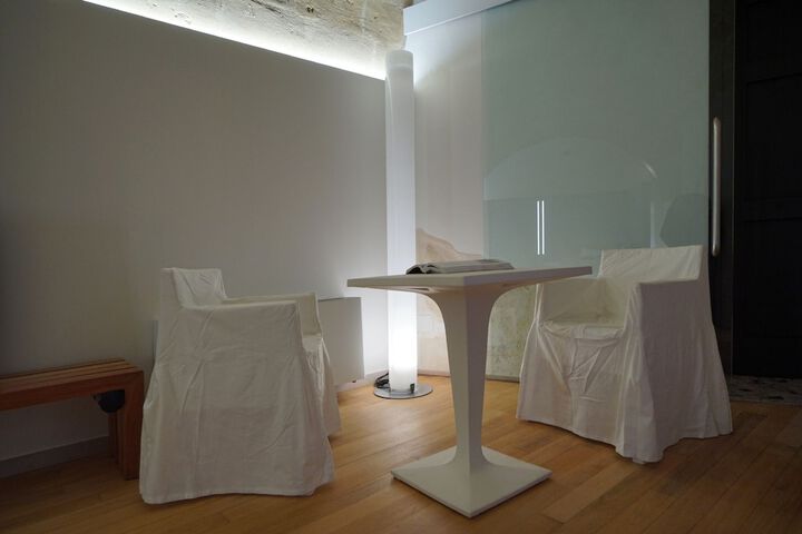 Room 15 of 28