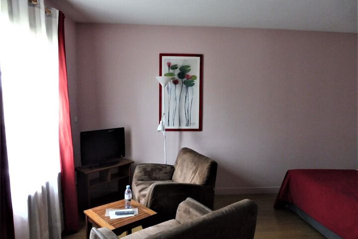 Room 21 of 118