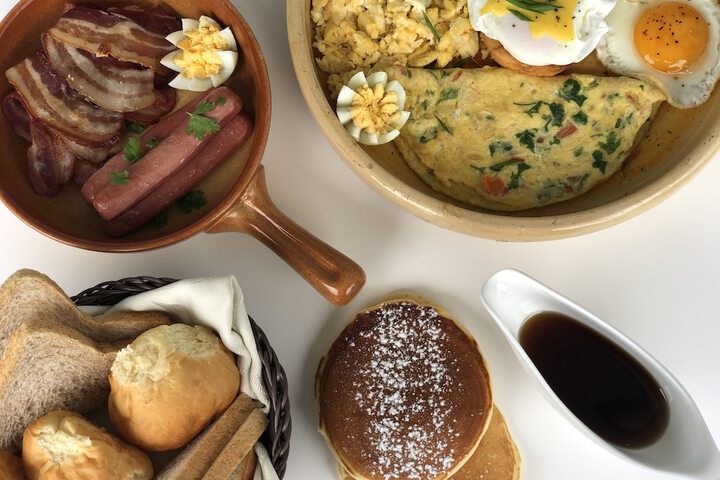 Breakfast/Coffee Service 111 of 128