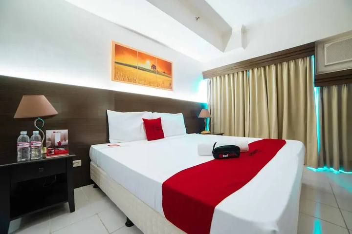 Room 2 of 11