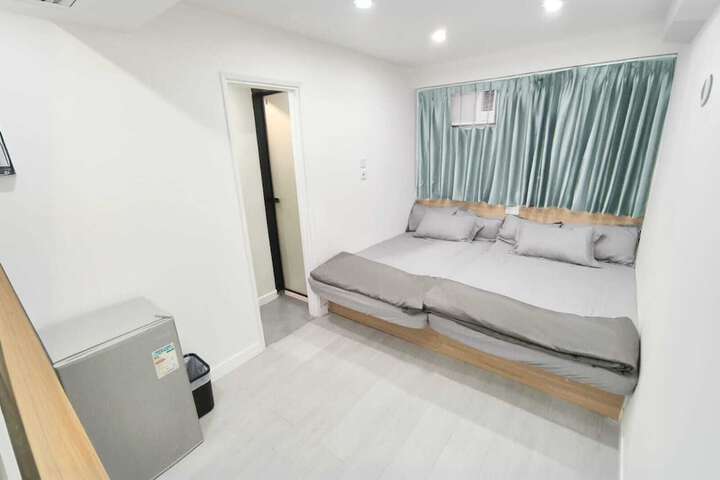 Room 22 of 55