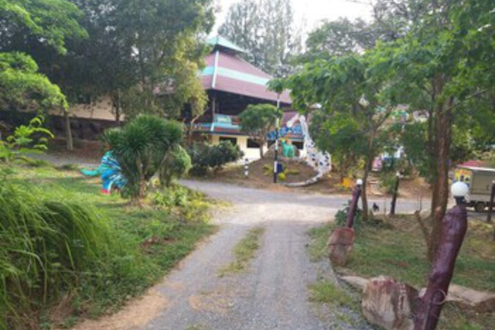 Property Grounds 10 of 13