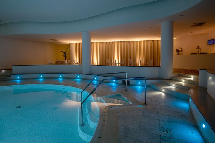 Pool 34 of 82