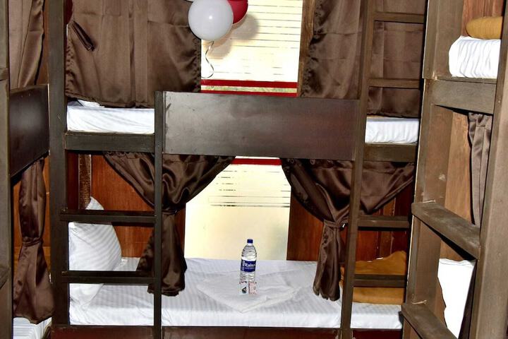 Room 3 of 20