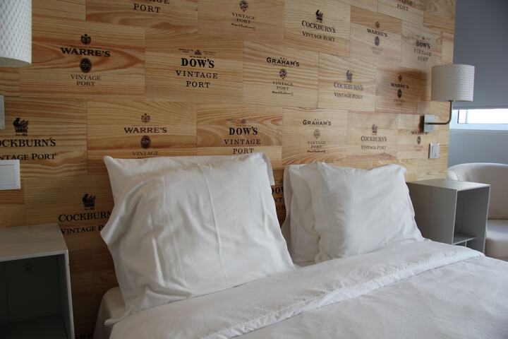 Room 7 of 79