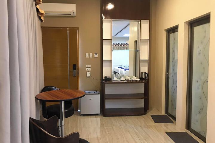 Room 12 of 21