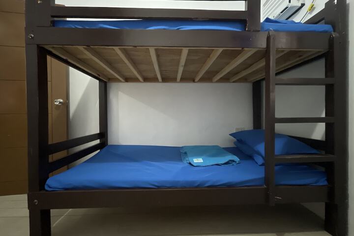 Room 70 of 200