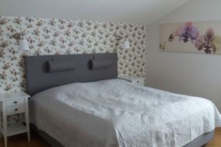 Room 13 of 24