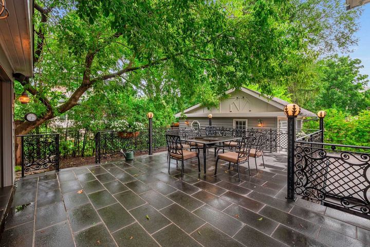 Terrace/Patio 32 of 62
