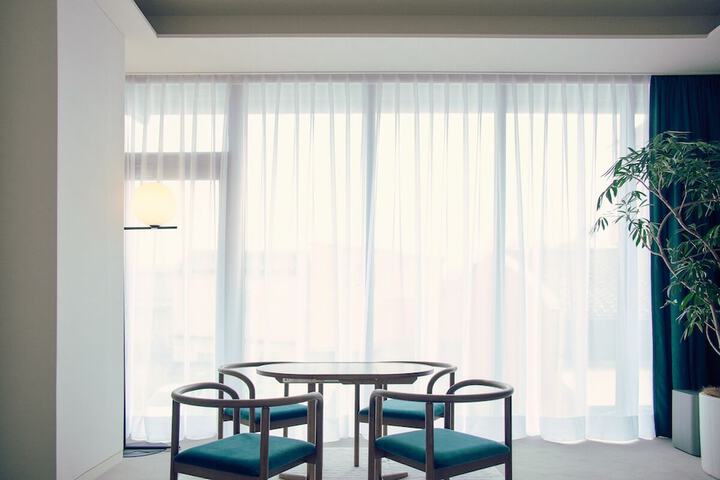 Room 22 of 106